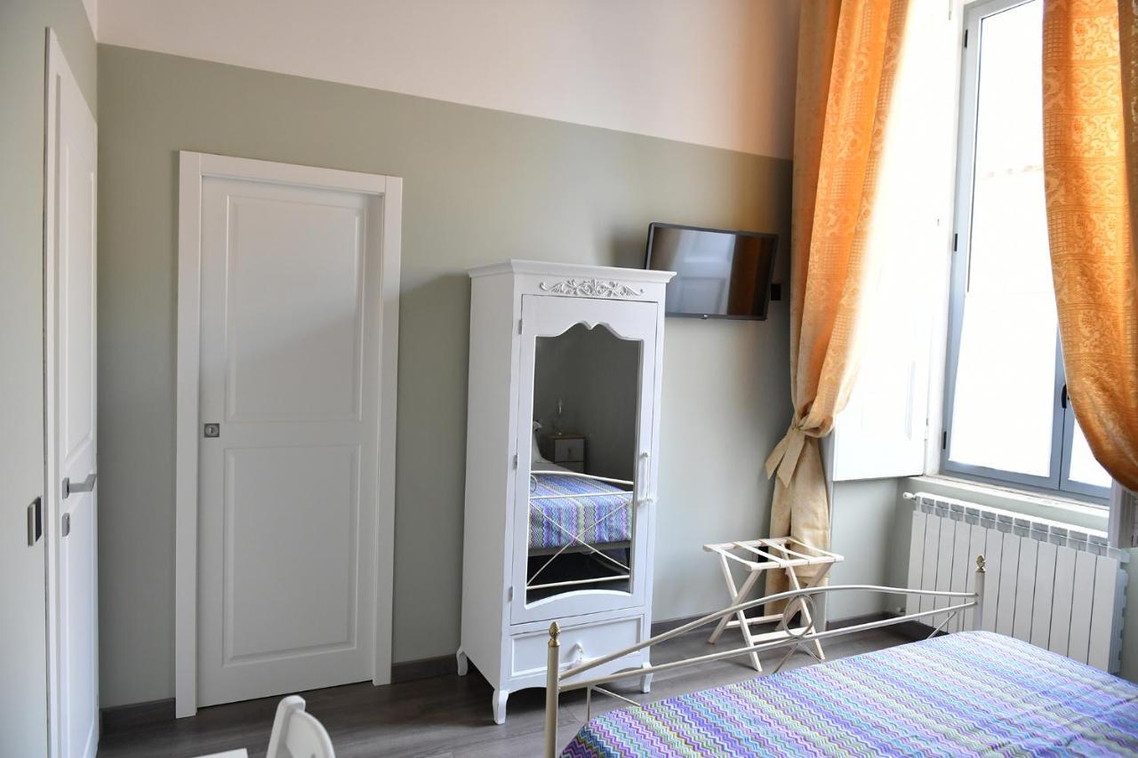 B&B A Due Passi Казерта Экстерьер фото